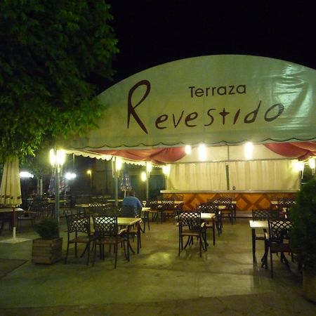 Hotel Restaurante Revestido Escalona Kültér fotó